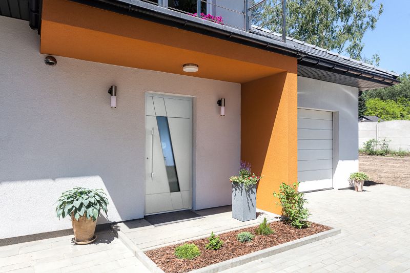 Bright space - door and garage